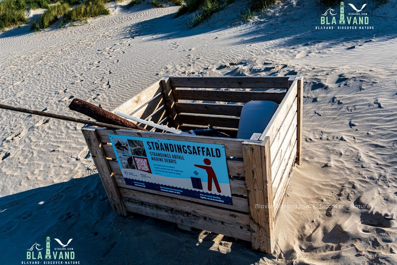 strand müllboxen stranddingsaffald dänemark blavand